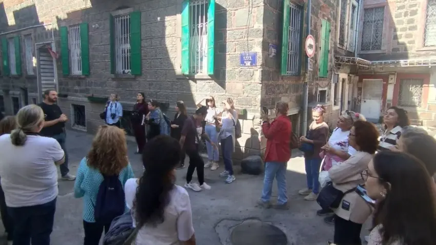 Kültürel Miras Gezileri İzmirlileri tarih yolculuğuna çıkarıyor! - Fotoğraf 1