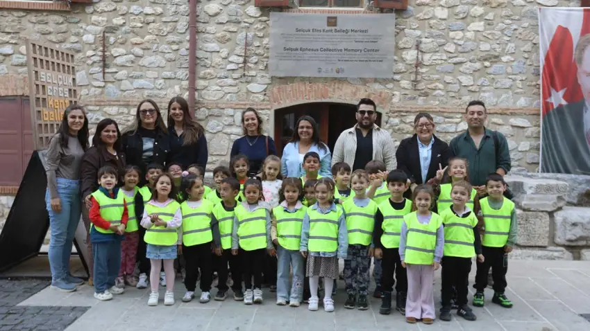 Miniklerden Selçuk Efes Kent Belleği’nde tarih yolculuğu haberinin görseli