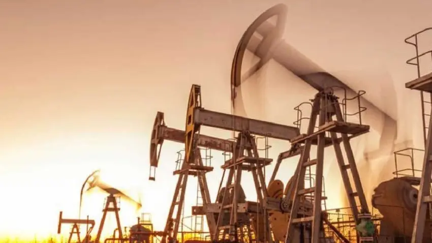 Petrol fiyatlarında jeopolitik deprem: Brent petrol mayıstan bu yana en yüksek seviyede! haberinin görseli