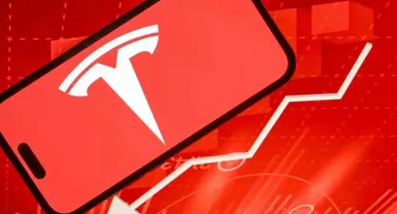 Tesla'dan havada şov, borsada düşüş: 'Uçan Araba' tanıtıldı ama hisseler çakıldı