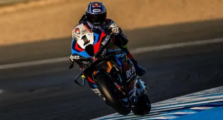 Toprak Razgatlıoğlu’nun 2026 MotoGP sezonu sona erdi: Ameliyat masasına yatıyor!