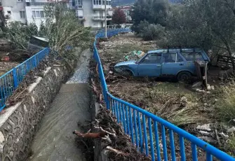 Bilim danışmanı Kesici’den sel felaketlerine tepki: Keder olmaktan öteye geçmiyor