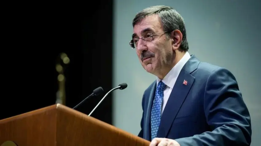 Cevdet Yılmaz: Yatırımcı ile manipülatörü birbirine karıştırmayacağız haberinin görseli