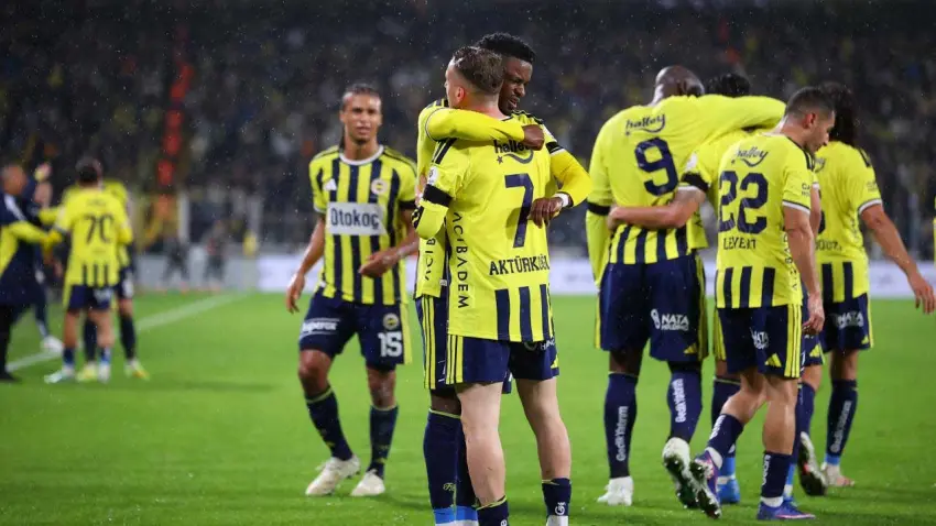 Fenerbahçe’ye iki yıldızından kötü haber: Asensio 3 ay, Ake 3 hafta yok! haberinin görseli