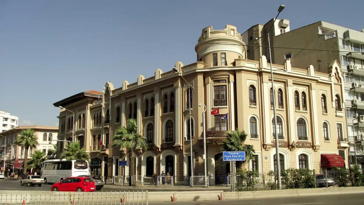 İzmir Vakıflar Bölge Müdürlüğü kiralama ihale ilanı