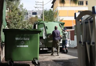 Karabağlar’da 58 mahallede temizlik altyapısı güçlendiriliyor