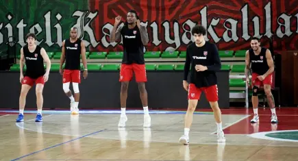 Karşıyaka’da yeni sezon heyecanı: Başantrenör Markovic ve Kaptan Gültekin’den iddialı açıklamalar!