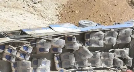 Kontrolden çıkan yolcu otobüsü devrildi: 10 ölü