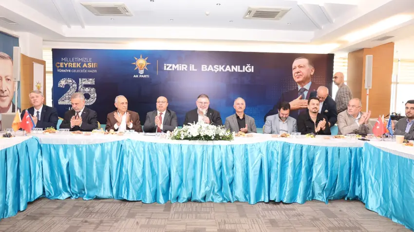 AK Parti İzmir’de STK buluşması: Saygılı’dan “Birlikte başaracağız” mesajı - Fotoğraf 1