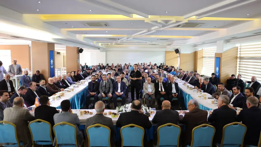 AK Parti İzmir’de STK buluşması: Saygılı’dan “Birlikte başaracağız” mesajı - Fotoğraf 2
