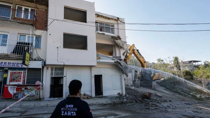 Buca Onat Tüneli Projesi’nde çalışmalar sürüyor: 26 yapı yıkıldı - Fotoğraf 2