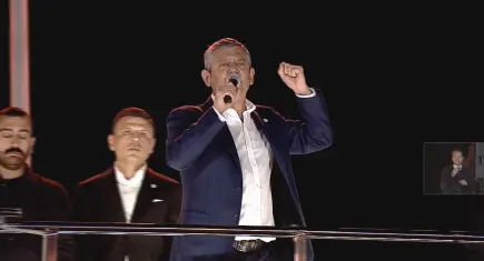 Özgür Özel: Halk TV’ye yapılan müdahale basını susturma girişimidir!