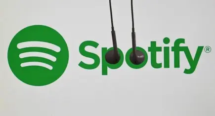 Spotify, yapay zeka üretimi 50 milyon parçayı önerilerden çıkardı