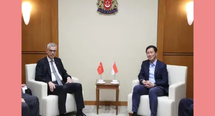 Bakan Memişoğlu Singapur'da temaslarda bulundu: 'Üreten Sağlık' modeli anlatıldı