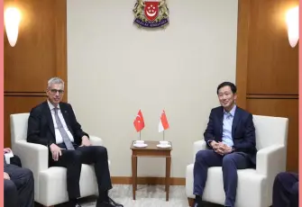 Bakan Memişoğlu Singapur'da temaslarda bulundu: 'Üreten Sağlık' modeli anlatıldı