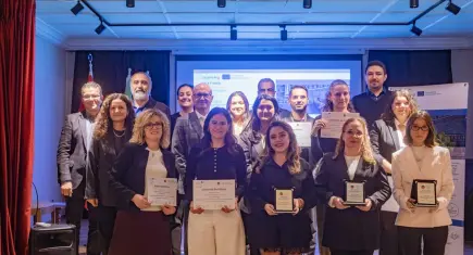 İzmir’de yeşil dönüşüm eğitimi tamamlandı: 50 kişi sertifika aldı