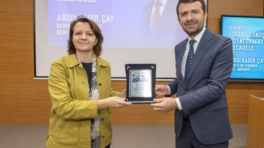 BİK Genel Müdürü Çay geleceğin iletişimcileriyle buluştu - Fotoğraf 2