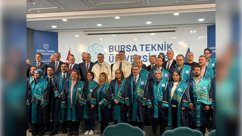 Bakan Kacır: 2027’den itibaren yerli navigasyon kullanmaya hazırlanıyoruz - Fotoğraf 2