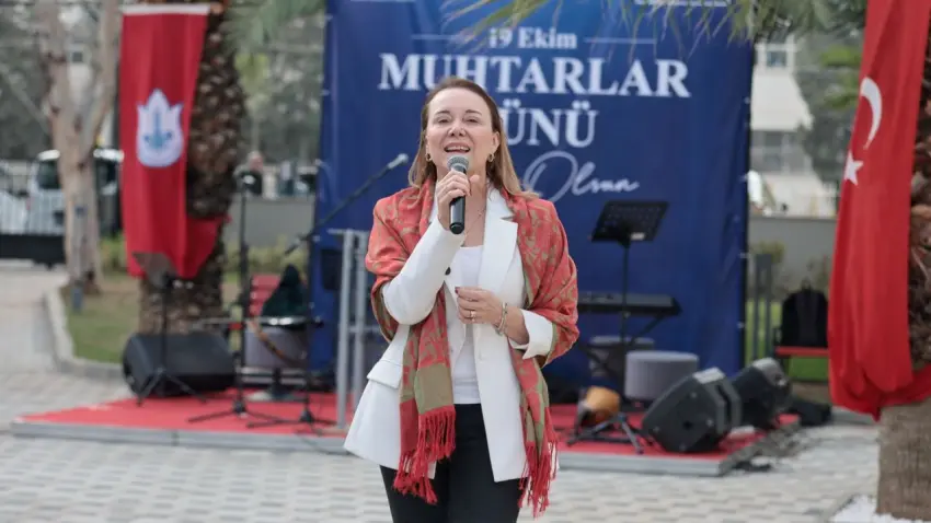 Konak’ta muhtarlar Ferdi Zeyrek Gençlik Merkezi’ni gezdi - Fotoğraf 2