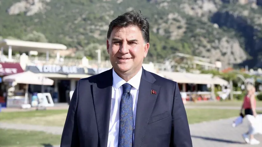 Fethiye Ölüdeniz’de gökyüzü şöleni sürüyor - Fotoğraf 2