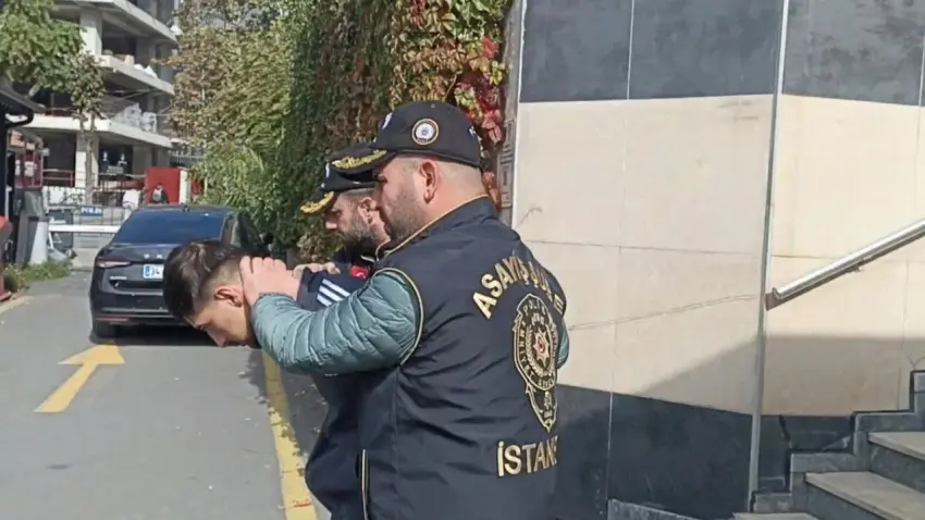 Esenyurt’ta tartıştığı kuyumcuya kurşun yağdırdı - Fotoğraf 2