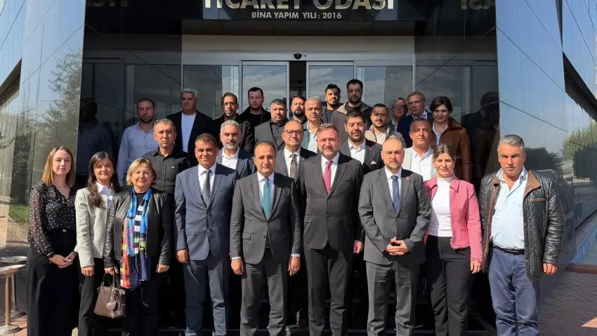 Gümrükçü Torbalı’da oda başkanlarıyla buluştu