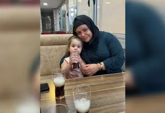 Hatay’da feci kaza: Anne yaşamını yitirdi, 4 yaşındaki kızı ağır yaralandı