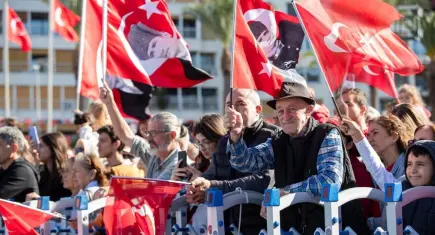 İzmir’de Cumhuriyet’in 103. yılı coşkusu sokakları saracak