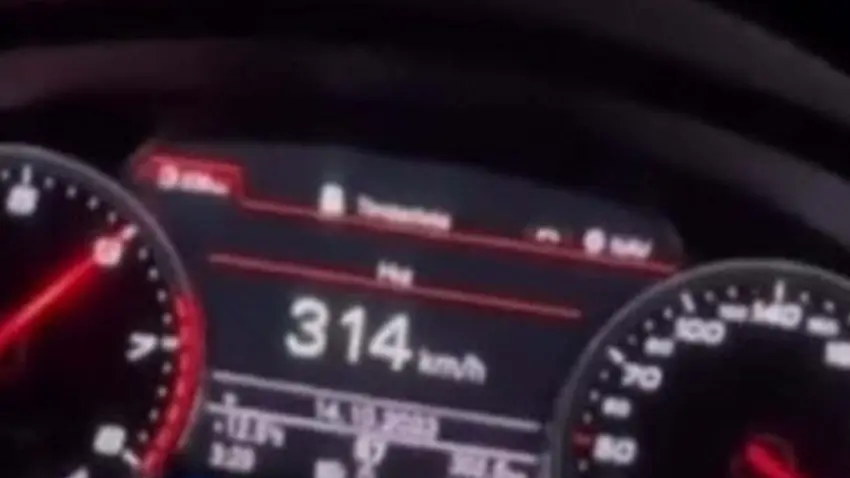 İzmir otoyolunda 314 kilometre hız yapan sürücüye para cezası