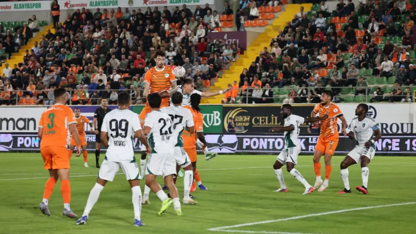 Kocaelispor, Alanyaspor deplasmanında 3 puanı 2 golle aldı haberinin görseli