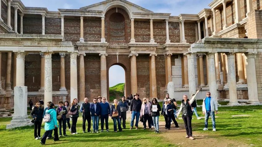 Turizmde yabancı iş gücü büyüyor - Fotoğraf 3