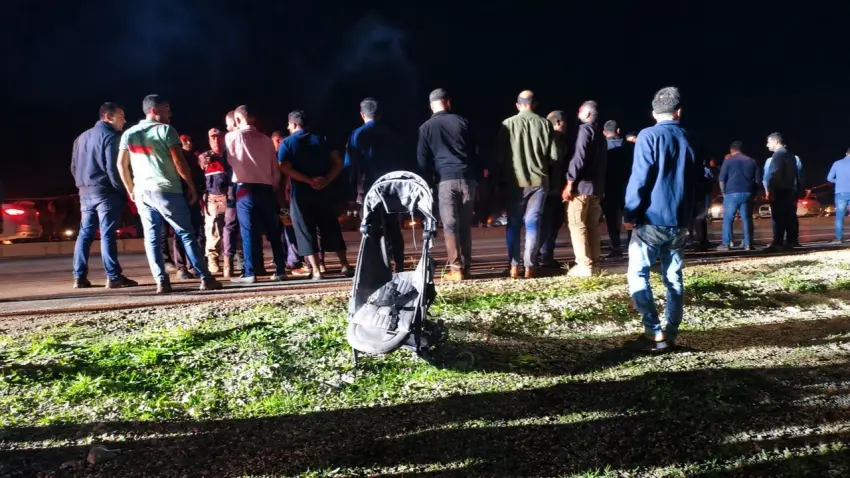 Hatay’da feci kaza: Anne yaşamını yitirdi, 4 yaşındaki kızı ağır yaralandı - Fotoğraf 1