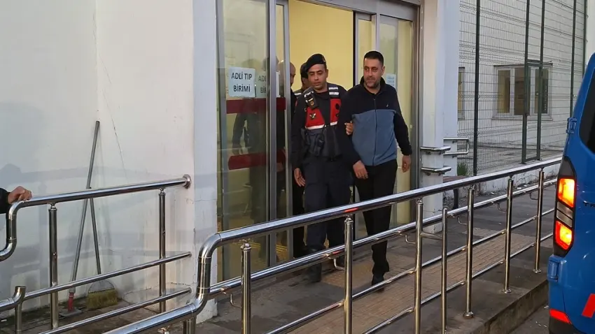 Çukurova Belediyesi soruşturmasında Başkan Emrah Kozay dahil 34 kişi tutuklandı - Fotoğraf 1