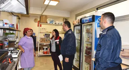 Menemen’de okul kantinlerine sıkı denetim