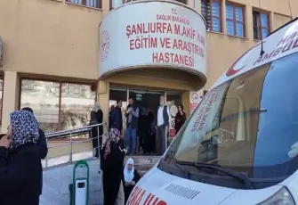 Okula getirilen yaprak sarması hastanelik etti: 12 öğrenci zehirlendi!
