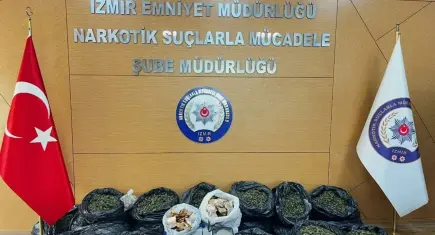 Uyuşturucuyu otomobildeki gizli düzenekte saklamışlar! 12 gözaltı