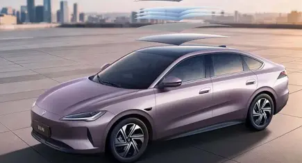 Volkswagen’den 660 bin TL’lik elektrikli otomobil! Yapay zeka donanımıyla dikkat çekiyor