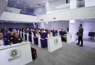 Buca’da iklim krizi uyarısı: Gıda krizi ve göçler kapıda