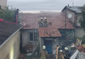 İstanbul’da çıkan gecekondu yangınında 11 yaşındaki çocuk hayatını kaybetti