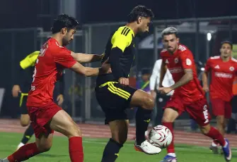 İzmir futbolunda zafer haftası! Aliağa FK üst üste 5. galibiyetle lider, Karşıyaka tırmanışta