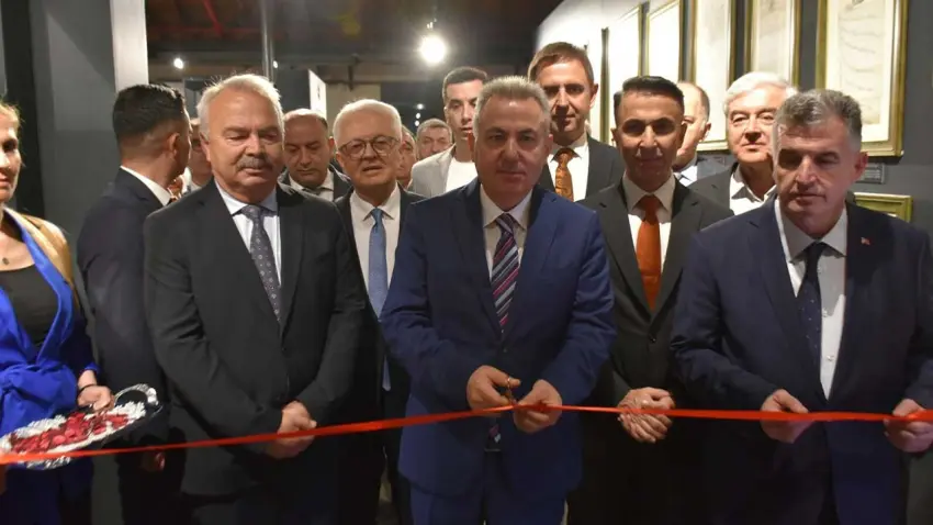 İzmir Kültür Yolu Festivali başladı: 9 günde 303 etkinlik düzenlenecek haberinin görseli
