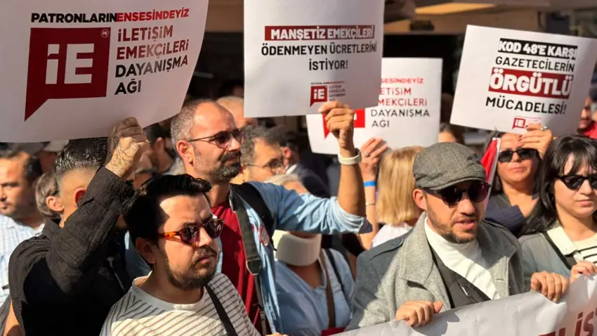 İzmir’de gazetecilerden basın özgürlüğü yürüyüşü: Artık yeter, nefes alamıyoruz - Fotoğraf 5