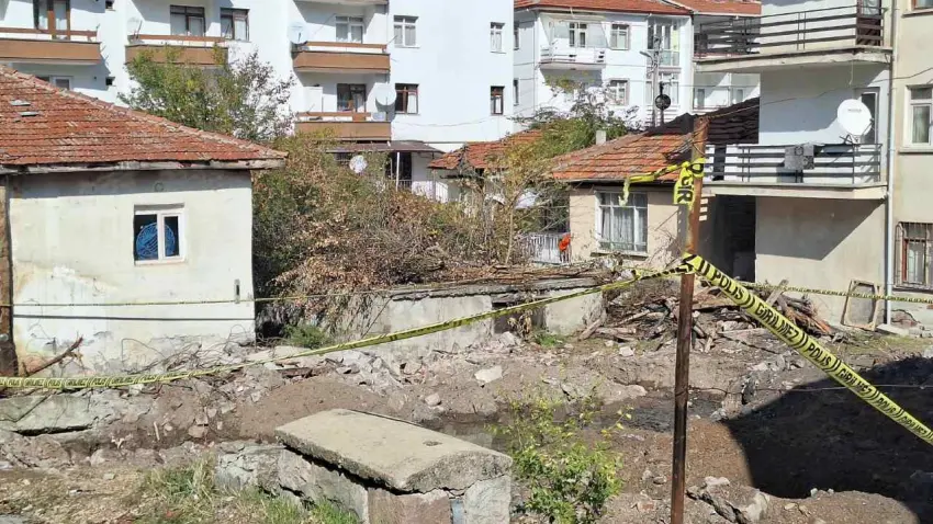 17 yıl önce kaybolan Gülşen Uyar dosyasında yeni gelişme: Küllerin altından kemikleri çıktı - Fotoğraf 2
