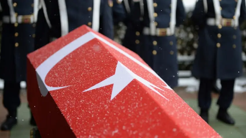 Ankara’da askeri araç kazası: Albay Sayit Gökgöz şehit oldu, 2 personel yaralandı haberinin görseli