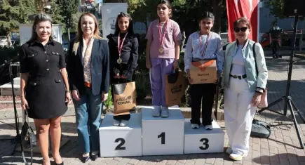 "İzmir’in Annesi" anma koşusuyla yad edildi