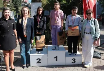 "İzmir’in Annesi" anma koşusuyla yad edildi