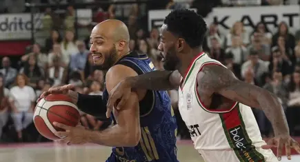 Karşıyaka evinde ağır yaralı: Fenerbahçe Tarfin İzmir’de 25 sayı farkla kazandı!