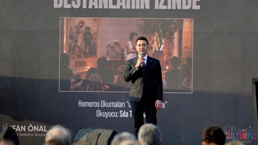 Bayraklı’da Homeros’un izinde edebiyat ve sanat festivali başladı - Fotoğraf 1