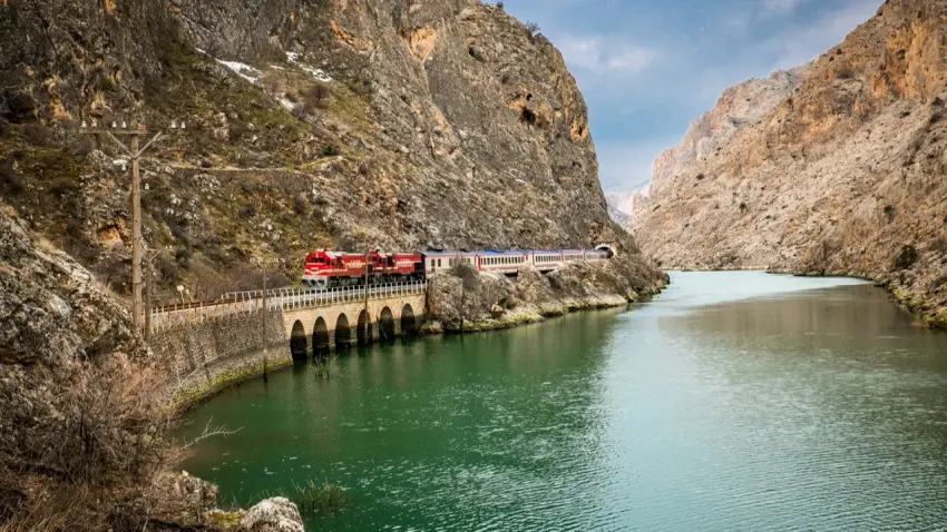 Turistik Doğu Ekspresi'nin yeni sezon sefer tarihleri açıklandı - Fotoğraf 1