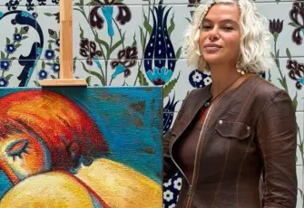 Ressam Pınar Karaman’ın “Arayış” sergisi İzmir’de sanatseverlerle buluştu